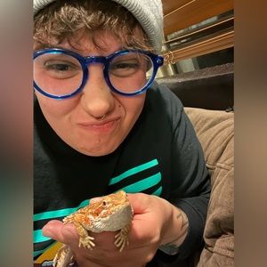 Meet your Posher, Virginia